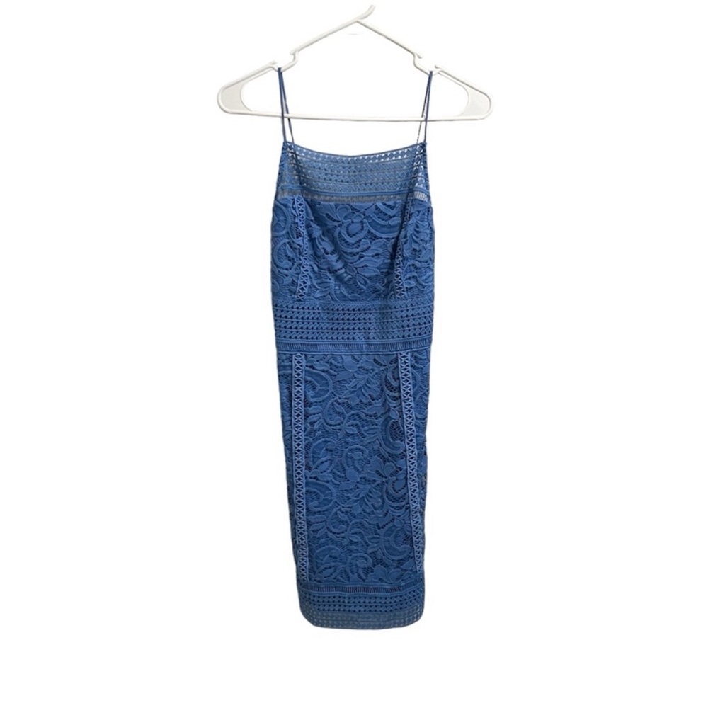 REPOSHING this adorable dress because it is too small for me.